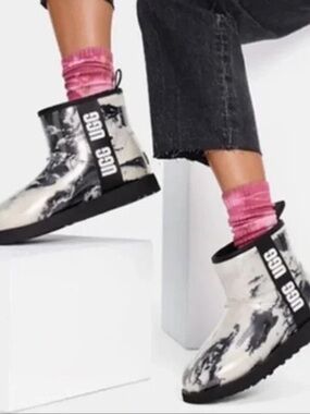 UGG Classic Clear Mini Marble Boots size 8